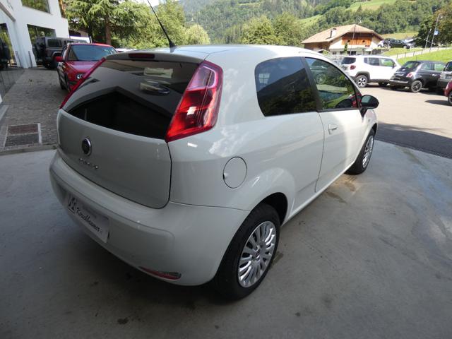 FIAT Punto usata, con Autoradio