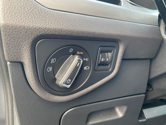 VOLKSWAGEN Touran usata, con Cruise Control