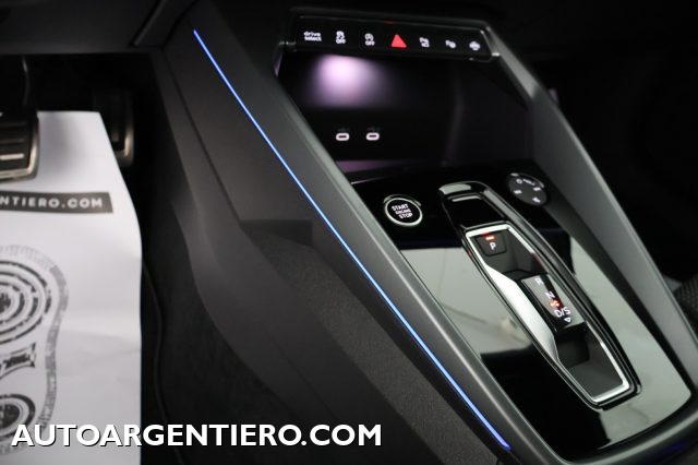 AUDI A3 usata, con Park Distance Control