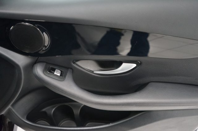 MERCEDES-BENZ GLC 220 usata, con Hill holder