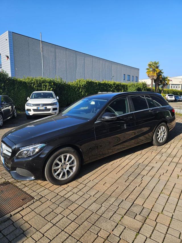 MERCEDES-BENZ C 200 usata, con Cronologia tagliandi
