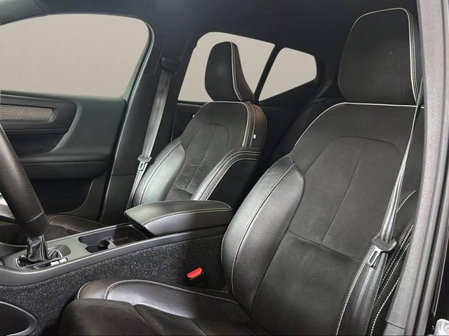 VOLVO XC40 usata, con Controllo automatico clima