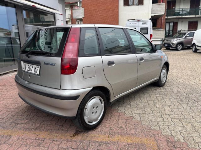 FIAT Punto usata, con Sedile posteriore sdoppiato