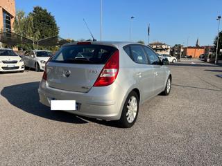 HYUNDAI i30 usata, con Antifurto