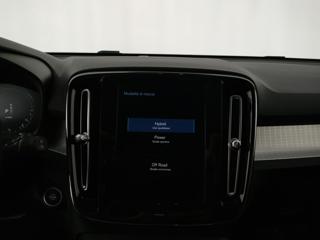 VOLVO XC40 usata, con USB