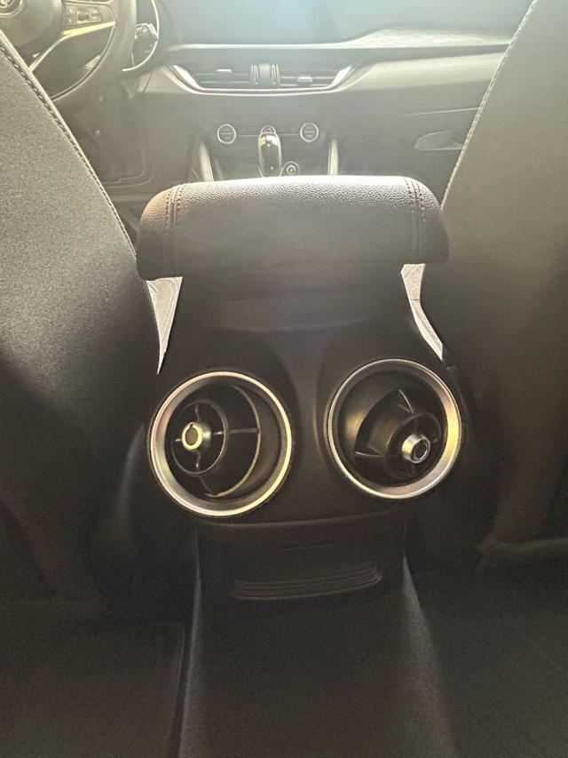 ALFA ROMEO Stelvio usata, con Fari Xenon