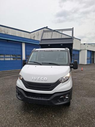 IVECO Daily usata, con USB