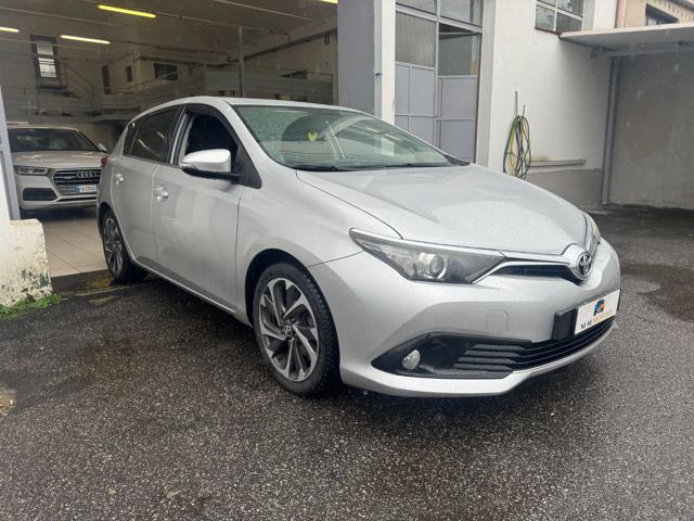 TOYOTA Auris usata, con Cerchi in lega