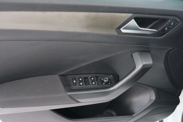 VOLKSWAGEN T-Roc usata, con Specchietti laterali elettrici