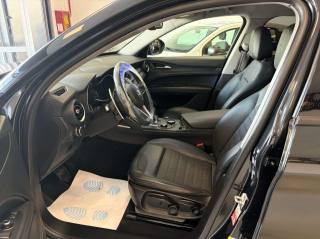 ALFA ROMEO Stelvio usata, con Autoradio