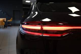 PORSCHE Macan usata 18