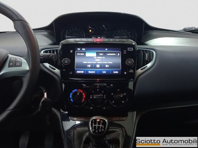 LANCIA Ypsilon usata, con Airbag testa