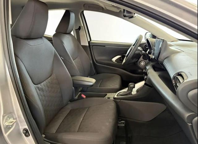 TOYOTA Yaris usata, con Controllo automatico clima