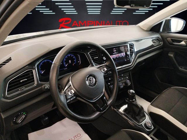 VOLKSWAGEN T-Roc usata 13