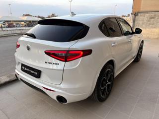 ALFA ROMEO Stelvio usata, con Alzacristalli elettrici