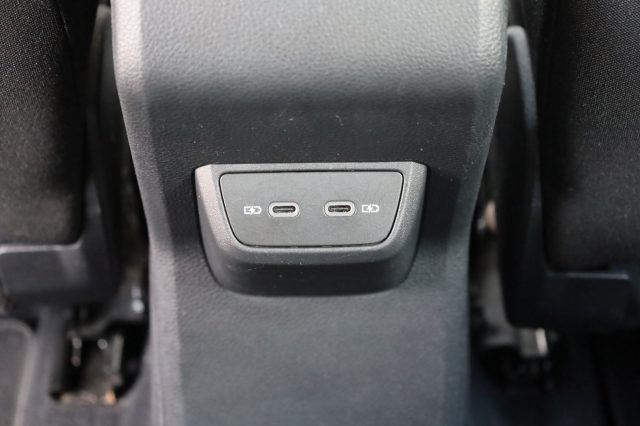 VOLKSWAGEN Taigo usata 89