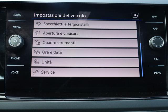 VOLKSWAGEN Taigo usata, con Apple CarPlay