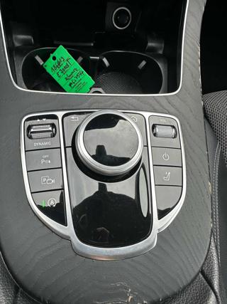 MERCEDES-BENZ E 200 usata, con Volante in pelle