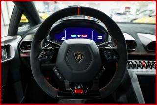LAMBORGHINI Huracan usata, con Leve al volante