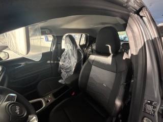 JEEP Avenger usata, con Volante in pelle