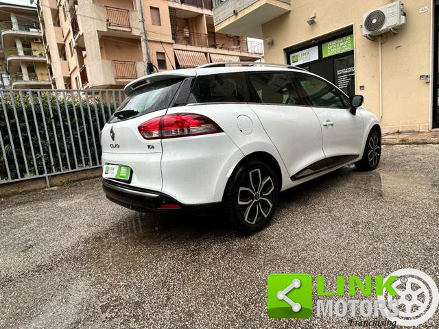 RENAULT Clio usata, con Sistema di navigazione
