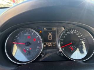 NISSAN Qashqai usata, con Lettore CD