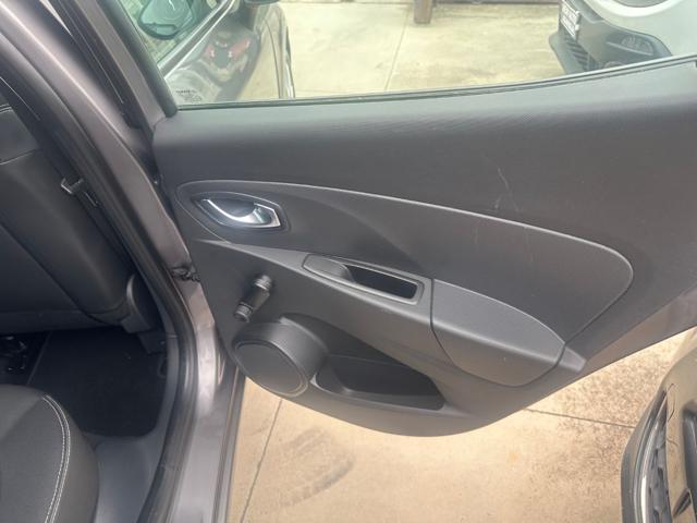 RENAULT Clio usata, con Servosterzo