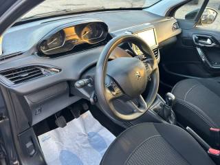 PEUGEOT 208 usata, con Alzacristalli elettrici