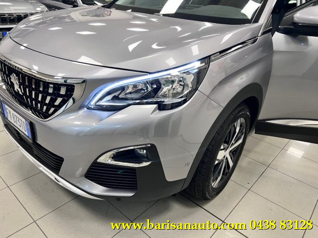 PEUGEOT 3008 usata, con Touch screen