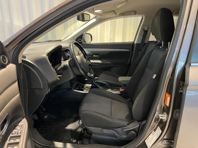 MITSUBISHI Outlander usata, con Airbag Passeggero