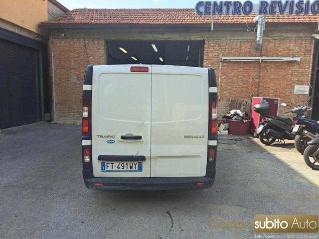 RENAULT Trafic usata, con Autoradio