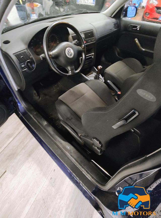 VOLKSWAGEN Golf usata, con Controllo trazione