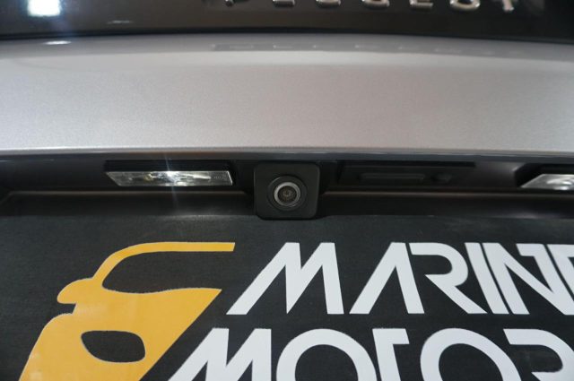 PEUGEOT 3008 usata, con Touch screen