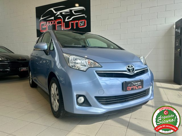 TOYOTA Verso-S usata, con Airbag laterali