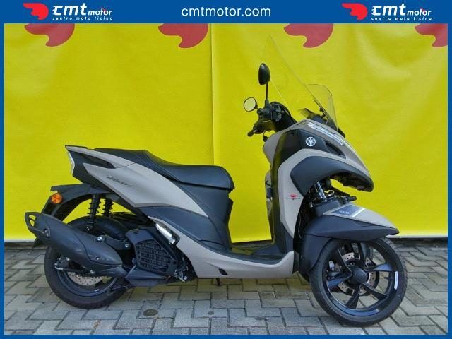 YAMAHA Tricity 125 usata 1