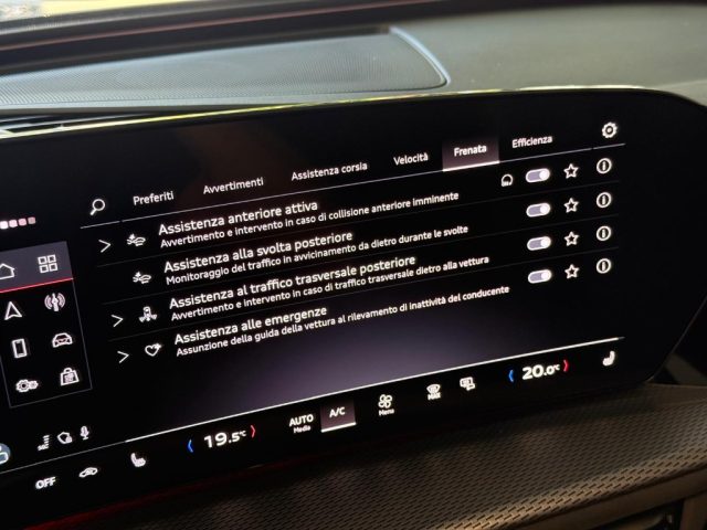 AUDI Q5 usata, con USB