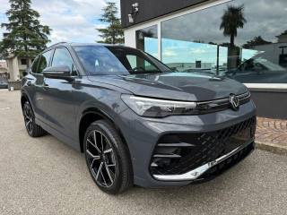 VOLKSWAGEN Tiguan usata, con Airbag laterali