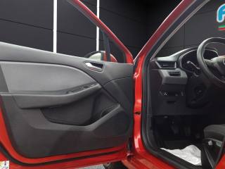 RENAULT Clio usata, con USB