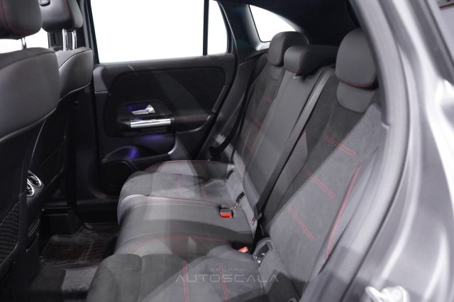 MERCEDES-BENZ GLA 200 usata, con Riconoscimento dei segnali stradali