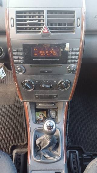 MERCEDES-BENZ A 160 usata, con Servosterzo