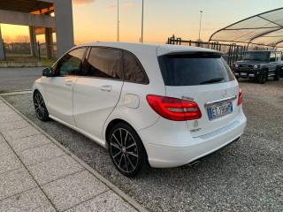 MERCEDES-BENZ B 180 usata, con Boardcomputer