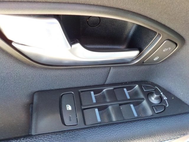 LAND ROVER Range Rover Evoque usata, con Fari Xenon