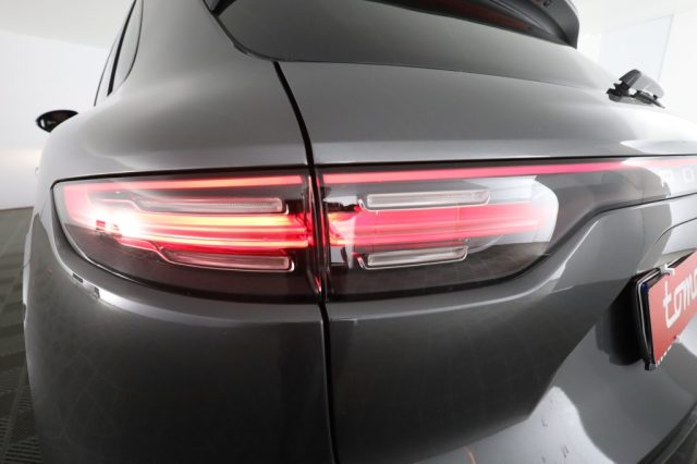 PORSCHE Cayenne usata 9