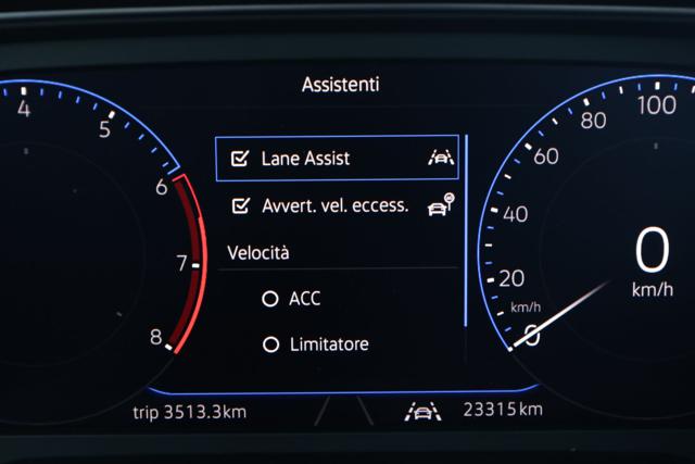VOLKSWAGEN Taigo usata, con Autoradio