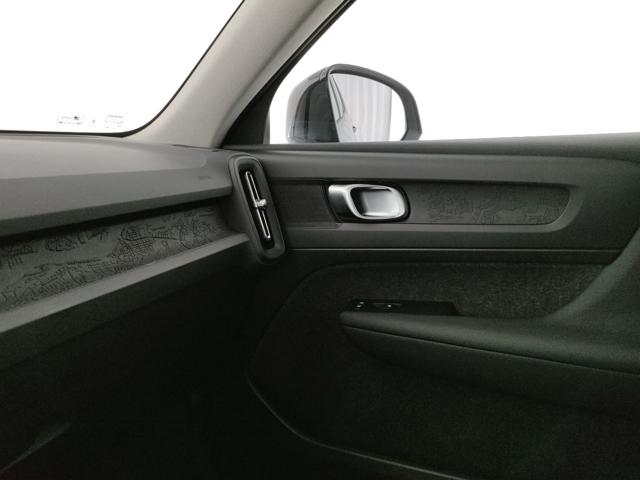 VOLVO XC40 usata, con USB
