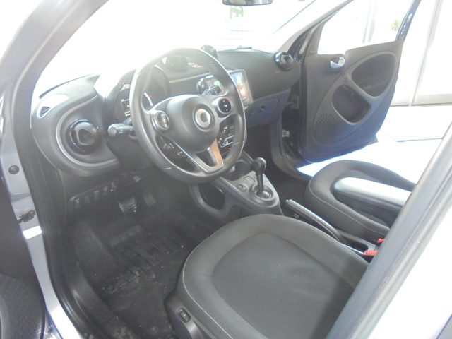 SMART ForFour usata, con Controllo automatico clima