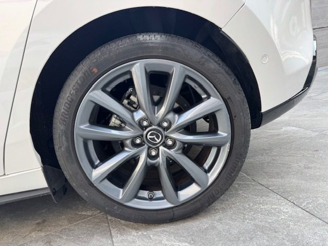 MAZDA 3 usata, con Climatizzatore