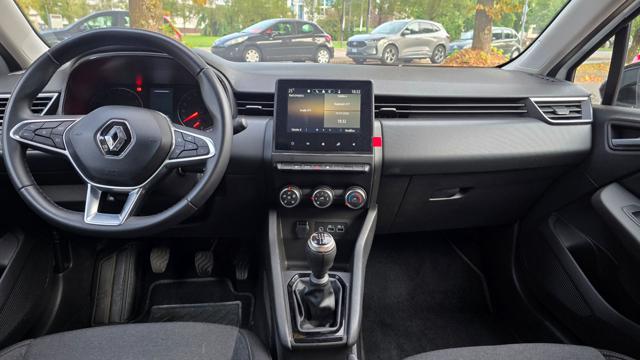RENAULT Clio usata, con Touch screen