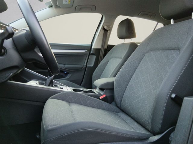 VOLKSWAGEN Golf usata, con Autoradio