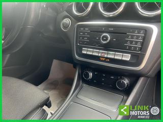 MERCEDES-BENZ CLA 200 usata, con Frenata d